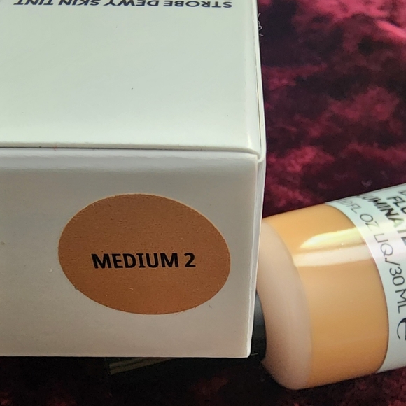 Mac cosmetics strobe dewy skin tint  color light3 - Picture 5 of 5